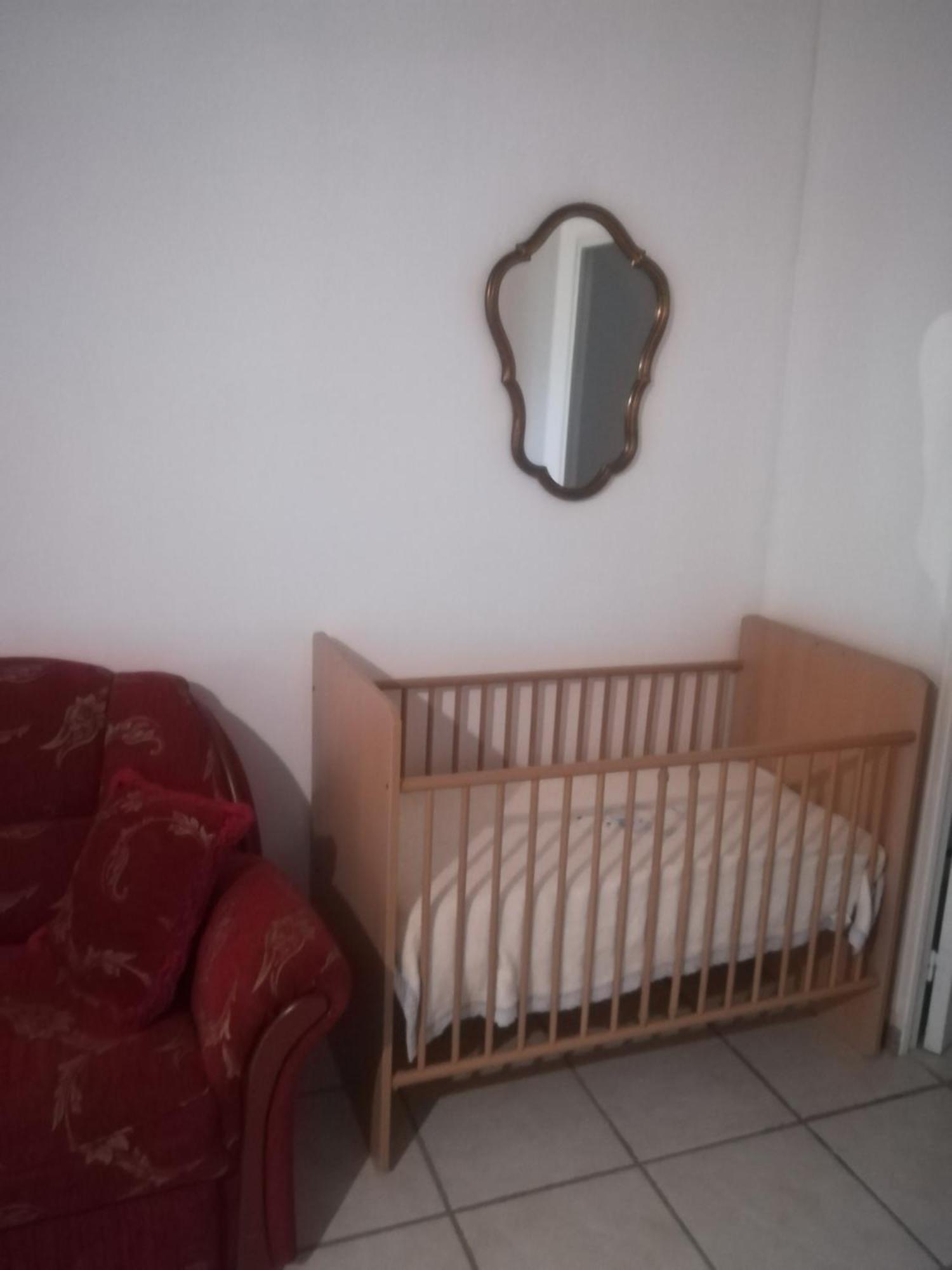 Au Pays Du Ventoux Bed & Breakfast เลอ ตอร์ ภายนอก รูปภาพ