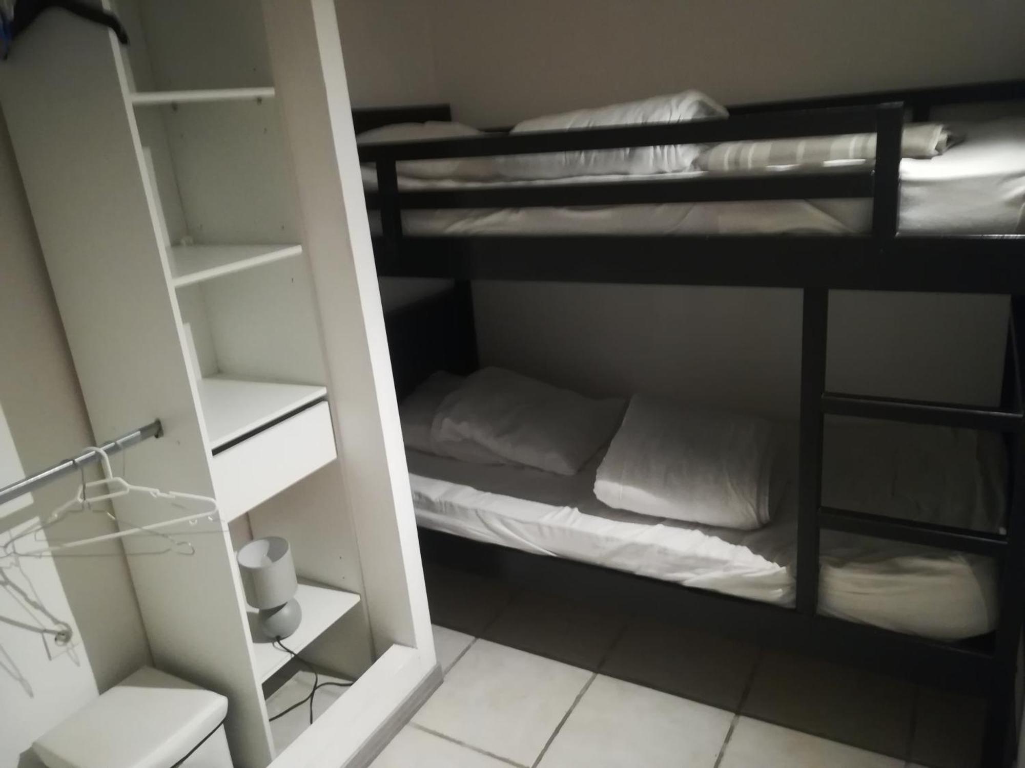 Au Pays Du Ventoux Bed & Breakfast เลอ ตอร์ ห้อง รูปภาพ